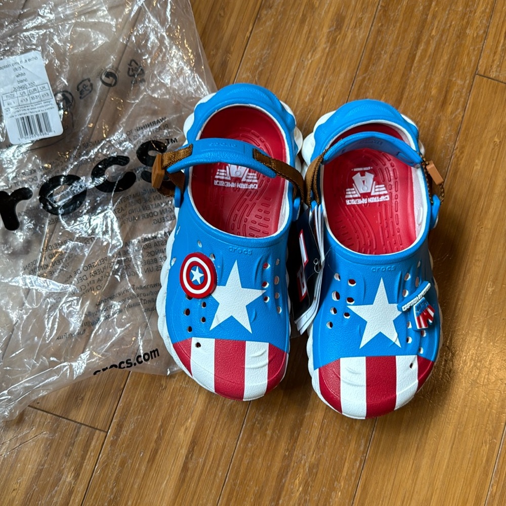 Captain America Crocs